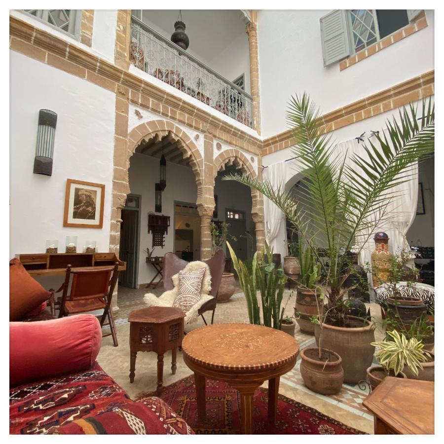 Riad Le Consulat - Private Riad For Family & Group, Breakfast Included, Skala As-Sawíra Exteriér fotografie